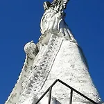 Mendi Alai Hotel Carranza